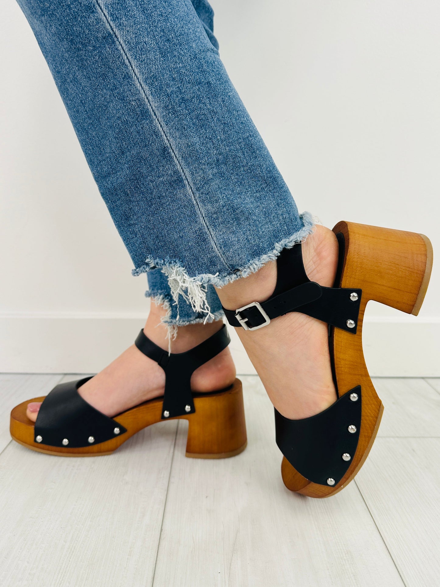 Sandalias de Tacón Negras