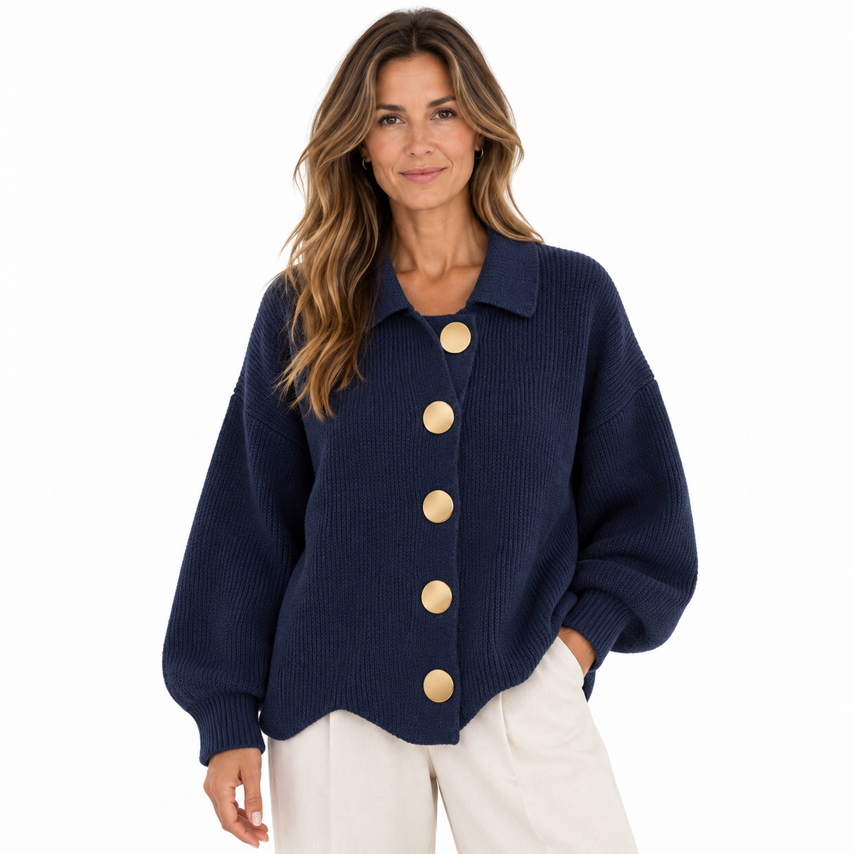 Amaia - Cárdigan Oversize con Botones Dorados