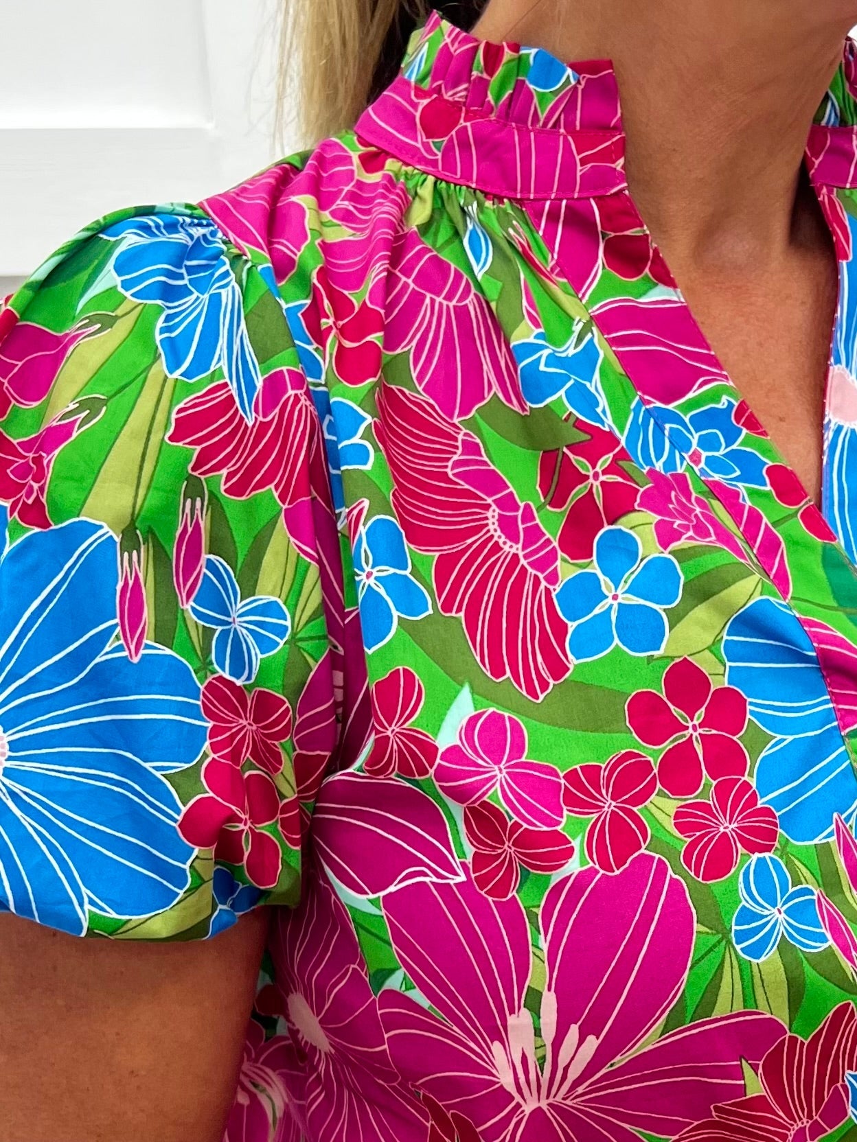 Blusa Floral Fucsia y Azul