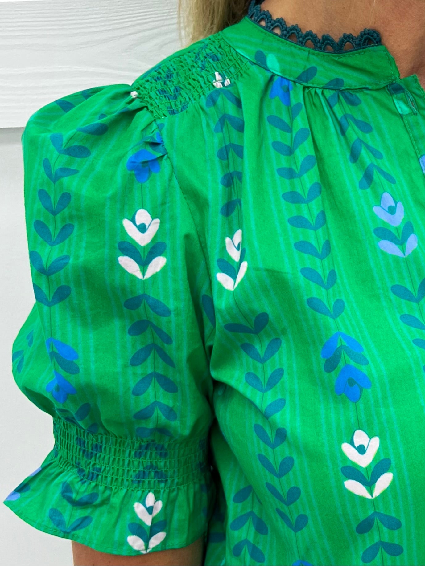 Blusa Verde con Botones